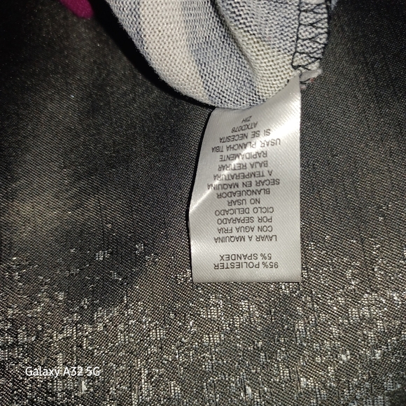 MULTI-COLORED TUNIC ZIPPER TOP WOMENS/P2P 24 SIZE XL - Picture 6 of 6